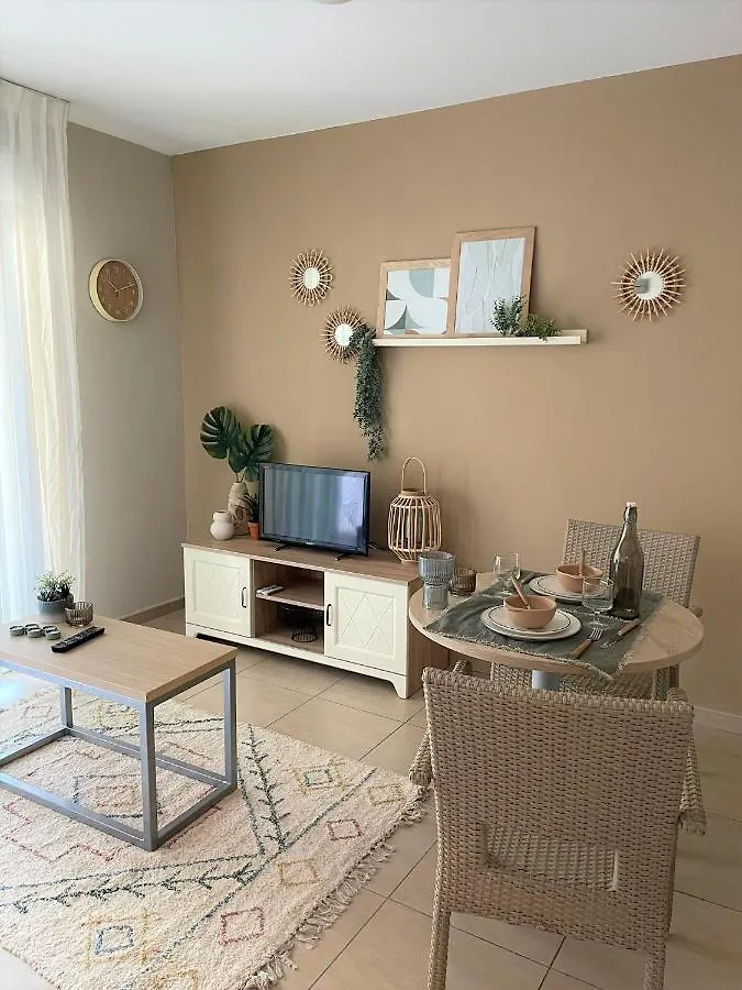 Residence De Marseille contacts